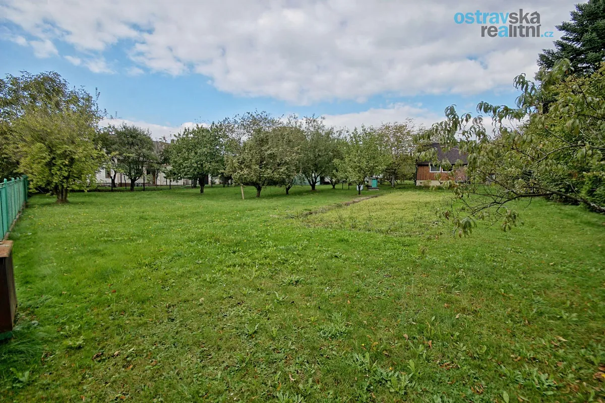 Prodej stavebního pozemku 1391 m²